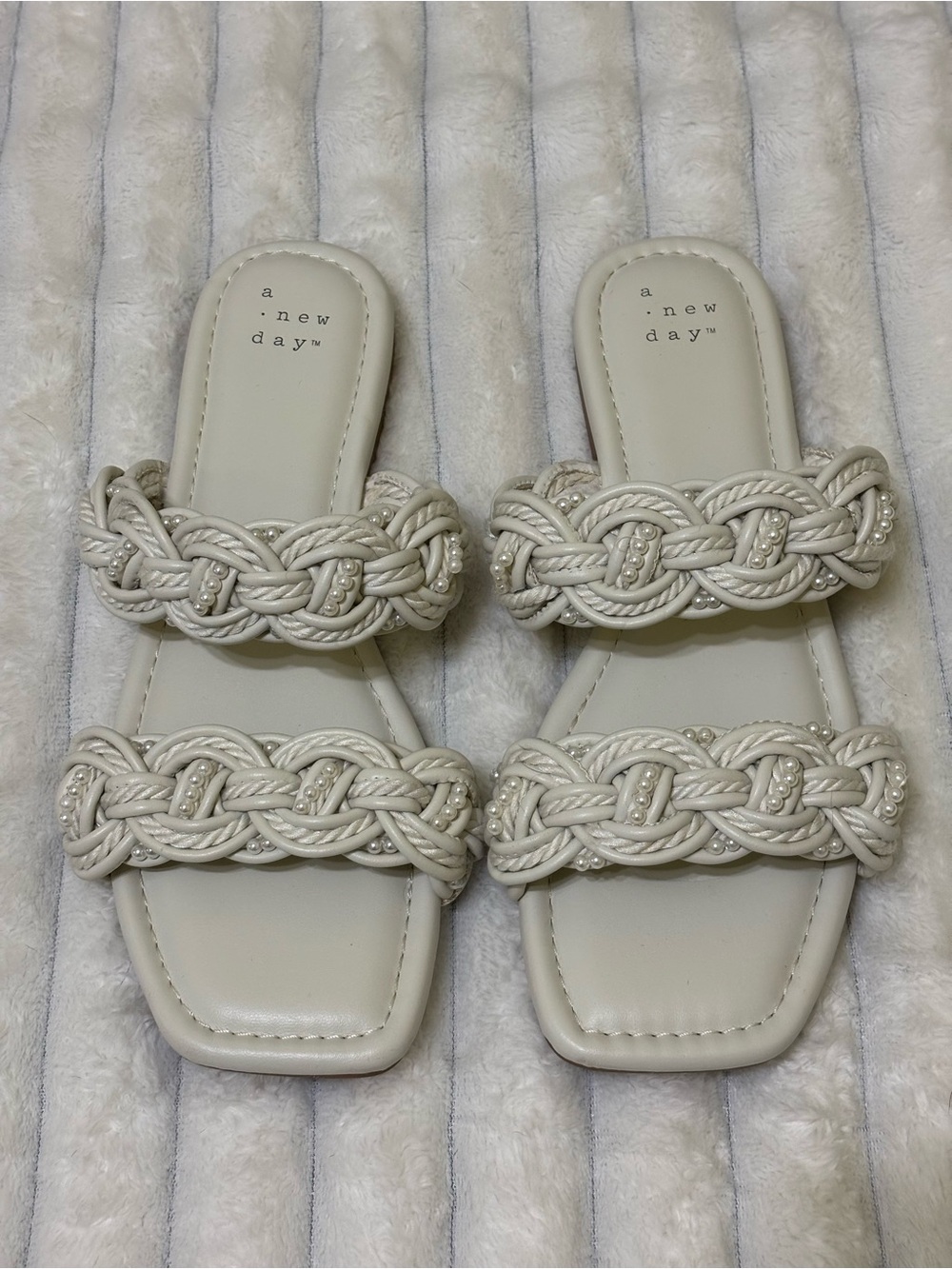 A New Day pearl braided sandals sz 6.5